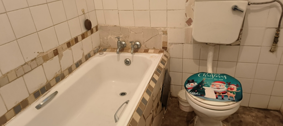 2 Bedroom Property for Sale in Potchefstroom North West
